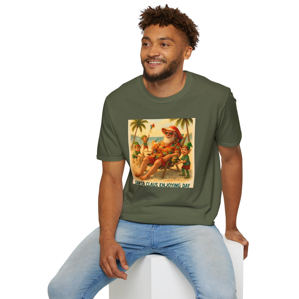 Santa Claus Enjoying Day T-Shirt – Retro Beach Holiday Tee