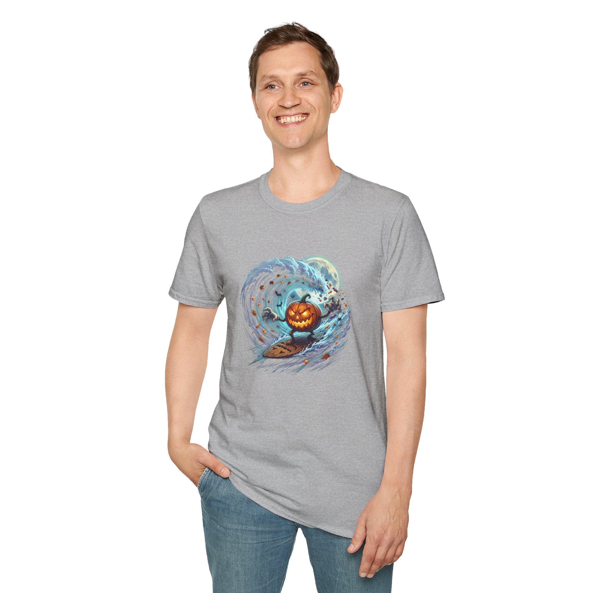 SURFING PUMPKIN Unisex Softstyle T-Shirt
