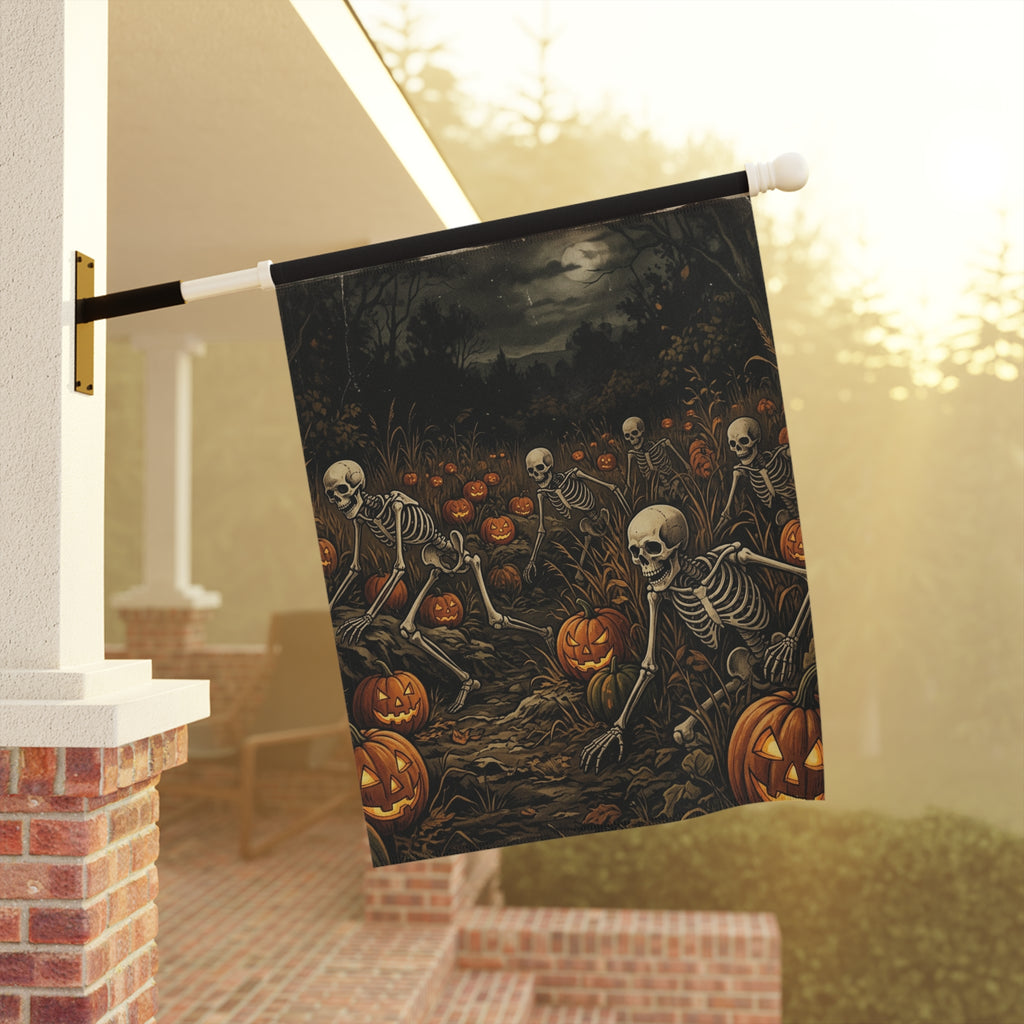 Halloween Skeleton Pumpkin Garden Flag — Spooky Outdoor House Banner