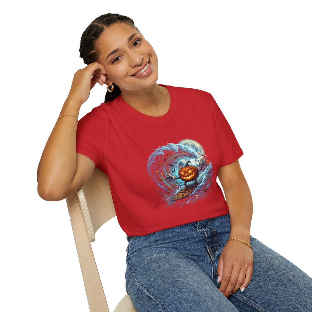 SURFING PUMPKIN Unisex Softstyle T-Shirt
