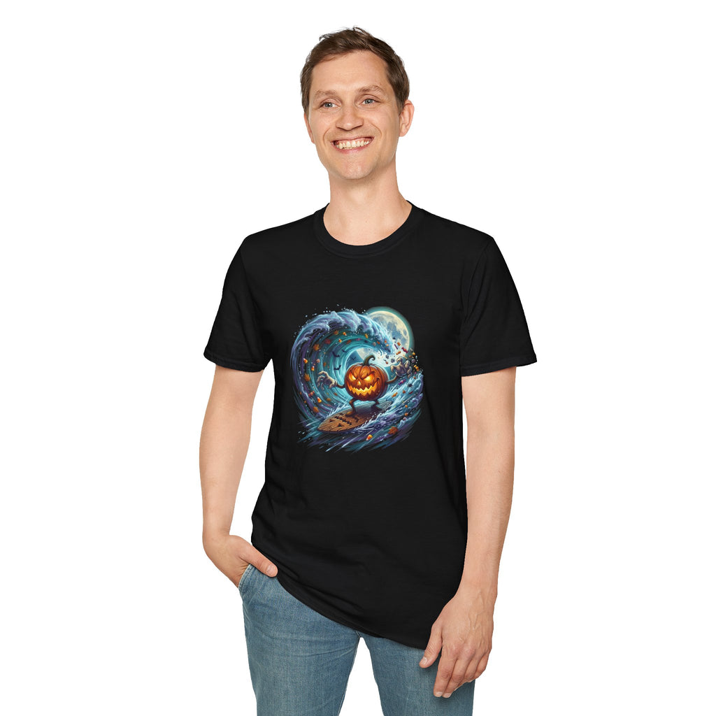 SURFING PUMPKIN Unisex Softstyle T-Shirt